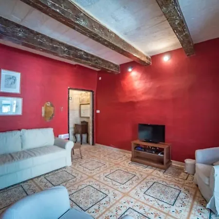 Apartment Juf- Juliana's Unique Townhouse