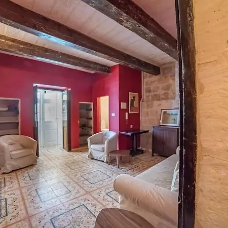 Juf- Juliana's Unique Townhouse Apartment Valletta
