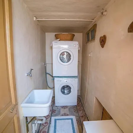 Lejlighed Juliana's Unique Townhouse By Vallettastay *