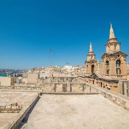 Apartment Juliana's Unique Townhouse By Vallettastay *