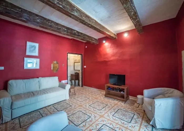 Apartament Juliana's Unique Townhouse By Vallettastay