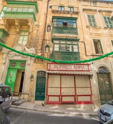 Juliana's Unique Townhouse By Vallettastay Valletta