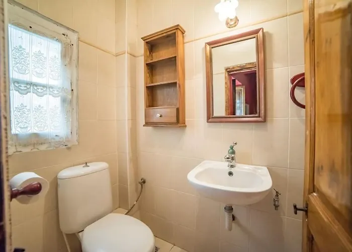 Juliana's Unique Townhouse By Vallettastay *